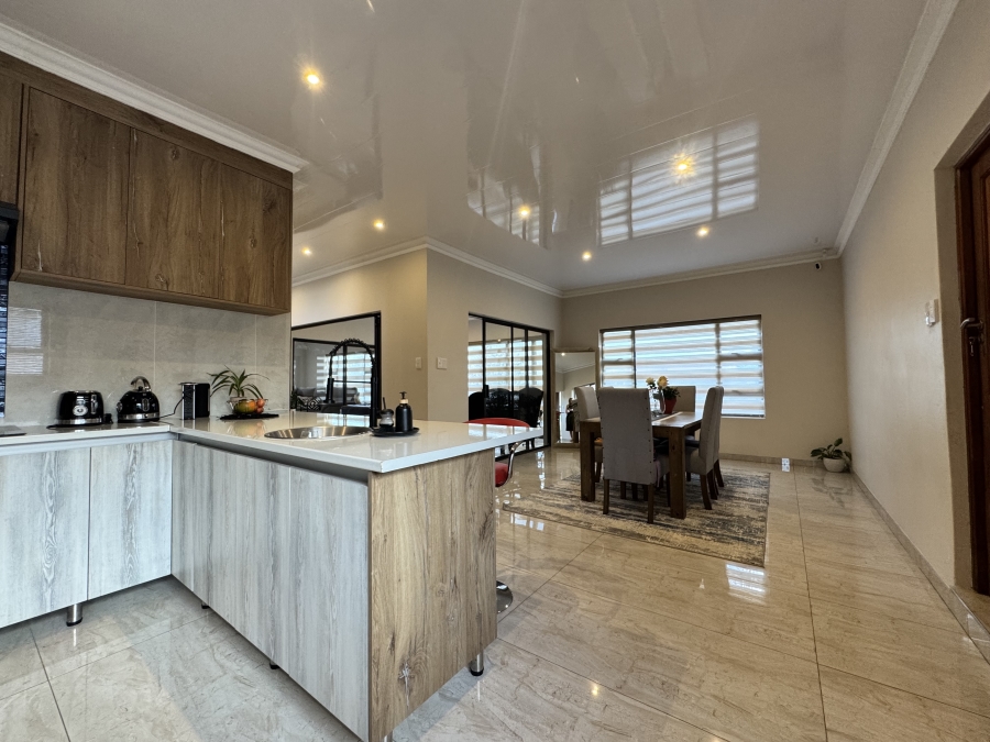 4 Bedroom Property for Sale in Doringkruin North West